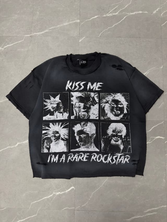 Customize T-shirt